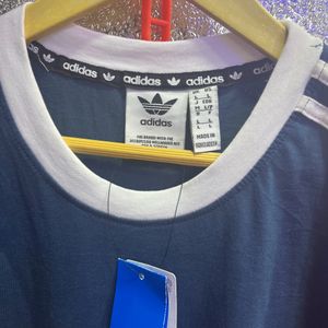 ADIDAS OVERSIZE TSHIRT