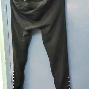 Black Stoned Strechable Leggings