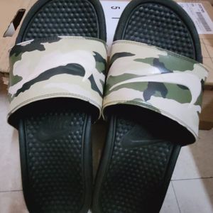 Nike Camouflage Slipper(Benassi)