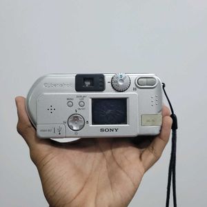 SONY CYBERSHOT DSC-P71