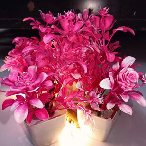 4 Artificial Flowers Pot