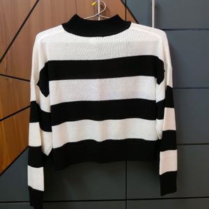 Women's Black Stripped Oversized Sweater