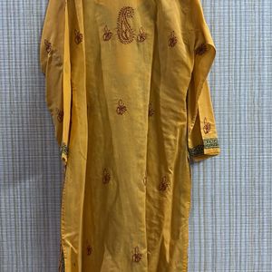 Women Lakhnavi Chikan Kurta