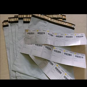 9+9 Sticky Labels+ Big Shipping Bags