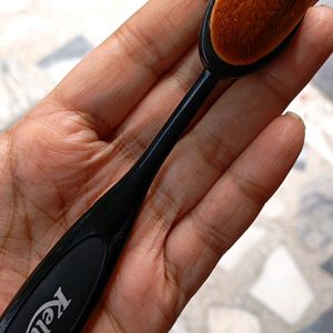 Face Brush