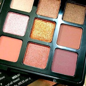 Manish Malhotra (Eyeshadow) Palette