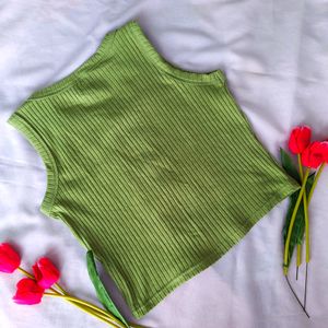 Cute Sleeveless Crop Top