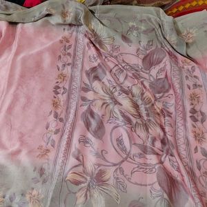 Beautiful Baby Pink Saree Without Blouse