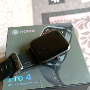 Noise Smartwatch......