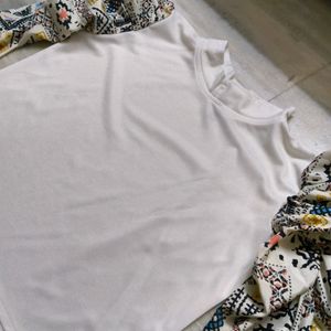 White Top Puffed Hand And Indo-western Style Print