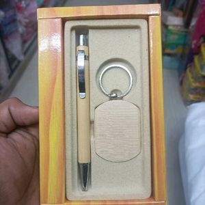 stylish gift item pen keyring with box limited sto