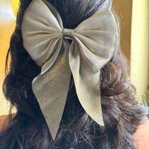 Cute Korean Shinny Green Colour Bow