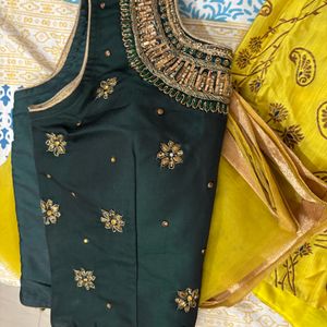 Beautiful Green Skirt Blouse And net dupatta Set