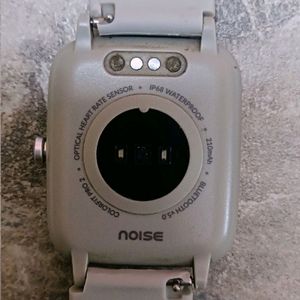 Noise Fit Pro Watch