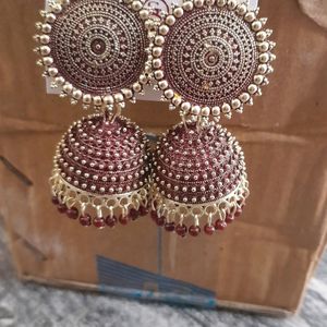 Women Jhumkas😍