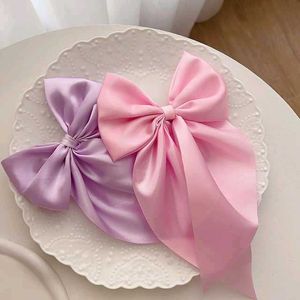 Scarf Bow Clip