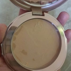 Lakme Matte Compact