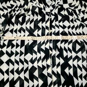 Vero Moda Geometric Shaped Black And White L Size