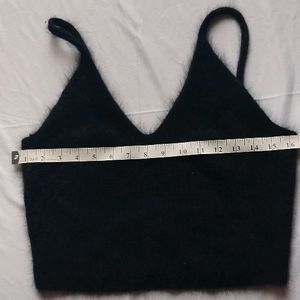 Black Sleeveless Crop Top