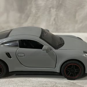 Porsche 911 Car Scale Model 1:43 Size