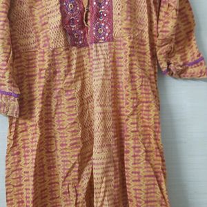 Kurta With Shawl From Biba