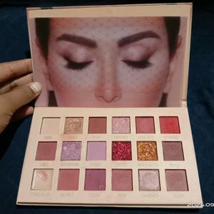 Nude Eyeshadow Palette