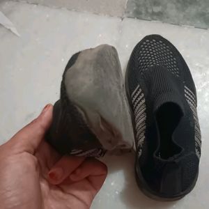 Black Shoe