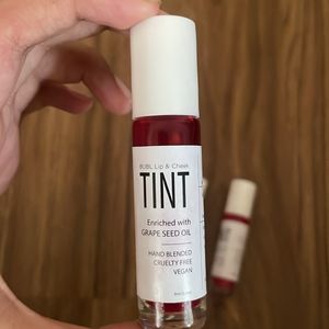 unused lip & cheek tints