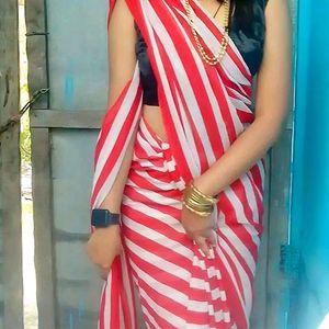 Beautiful Red White Saree ❤️🤍