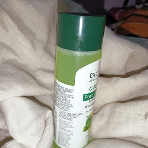 Biotique Cucumber Pore Tightening Toner