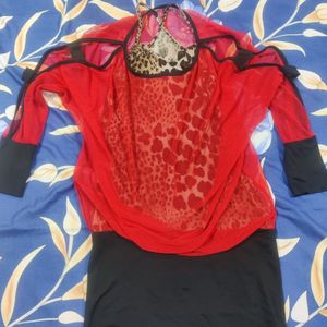 Red top with leapord print joint inner size L