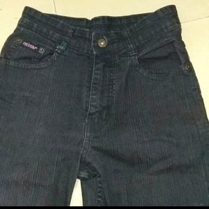 Black Charcoal 3/4 Jeans