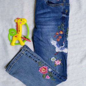 Girls Embroidery Jeans