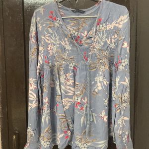 Marks & Spencers Floral Blouse (Blue M-L)