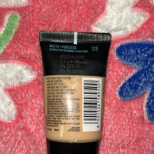 128 Shade Maybelline New York Foundation