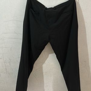 Vanheusen Black Formal Pants (men)
