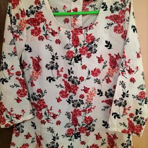 Harpa Top Off White With Red Flowers