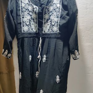 Chikankari Short Kurti