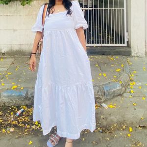 white maxi pocket dress