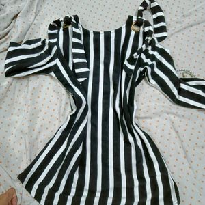 striped bodycon top