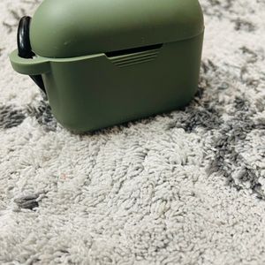 GRIPP Silicon AirPods Case with Hook & Strap Green