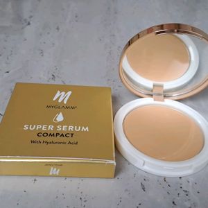 Myglamm Super Serum Compact With Hyaluronic Acid