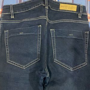 SIZE -28 Strechable Mast & harbour jeans navy blue