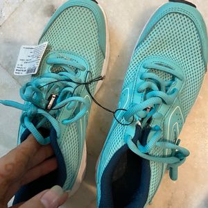 Decathlon Sports Shoes