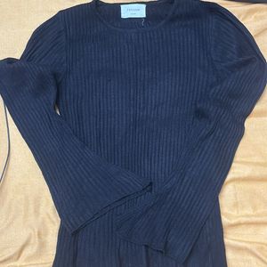 A Plain Black Knitted Top