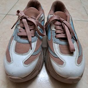 WOMEN CASUAL SHOES FOR SALE!