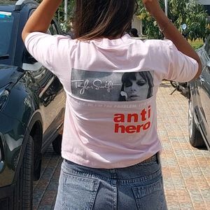 Anti hero crop top