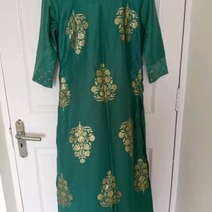 Green Kurti Set (Suit)