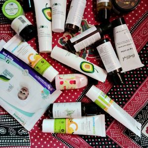 SKINCARE MYSTERY -  FIVE PRODUCTS+ PURSE