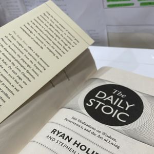 The Daily Stoic By Ryan Holiday&Stephen Hanselman